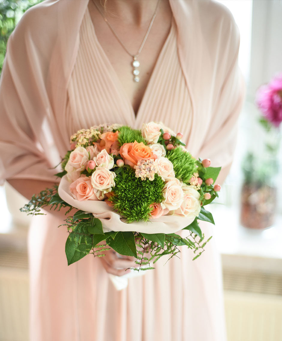 Hochzeitsfoto Braut mit Brautstrauß Berlin